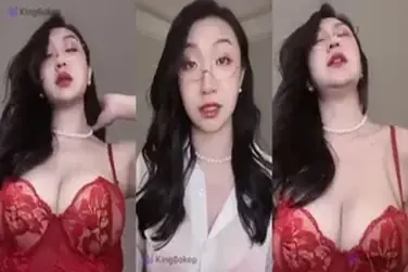 Kesegaran Mandi Sore Bersama Mami Chindo