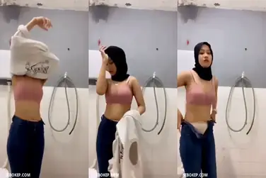 Pap Toket Dari Putri Mega Jilbab Remaja Malaysia